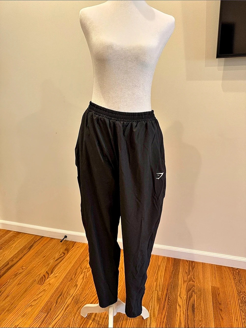 GYMSHARK Training Everyday Woven Straight Leg Pants Black Large